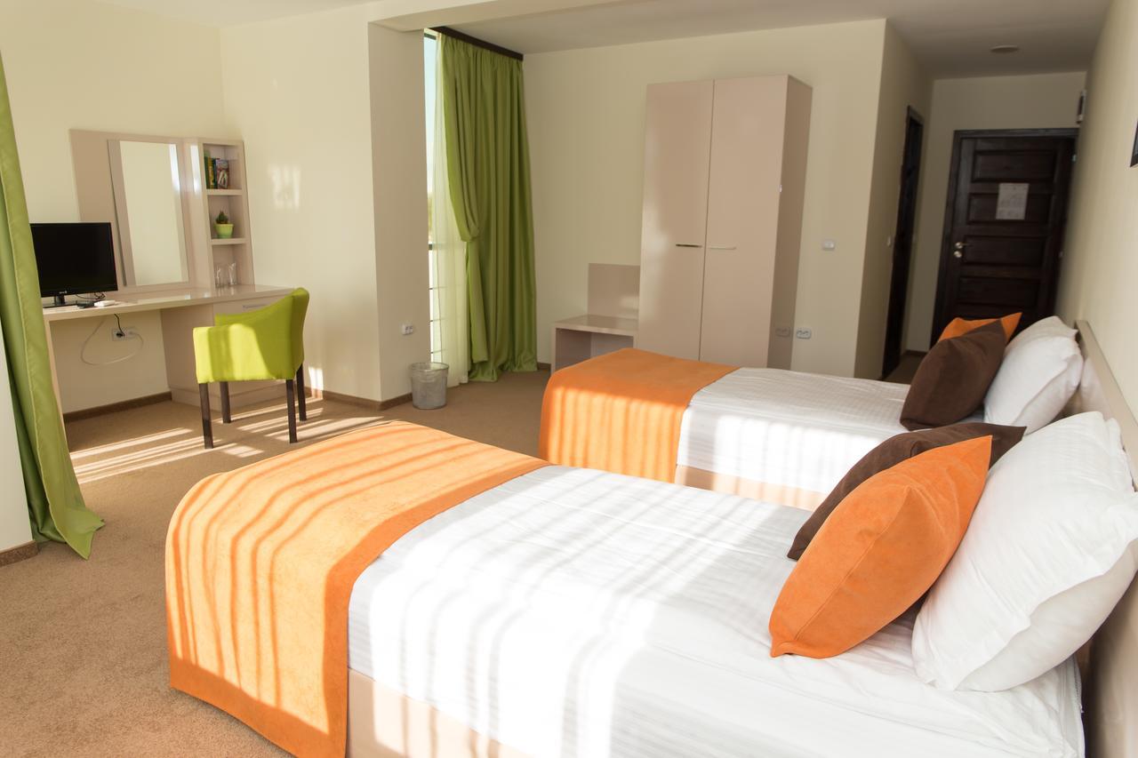 Hotel-Clinic Dr. Gechevi Pavel Banya Dış mekan fotoğraf